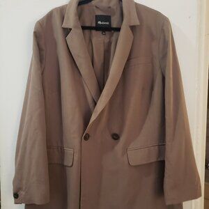 Madewell Drapeweave Caldwell Double Breasted Blazer in Castle Rock Brown Tan